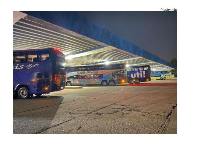 Novos bloqueios forçam cancelamentos de viagens de ônibus na rodoviária de Cuiabá