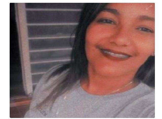 Mulher de 28 anos morre após levar facada durante bebedeira com amiga