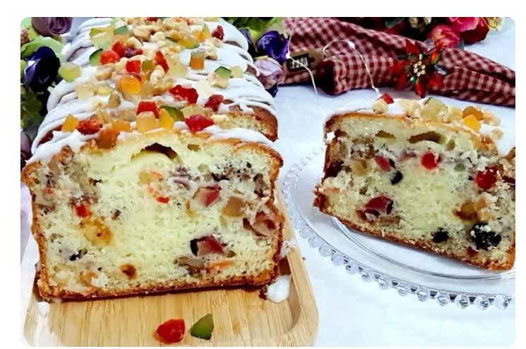 Bolo de natal com nozes frutas cristalizadas e passas uma delícia simples de prepara