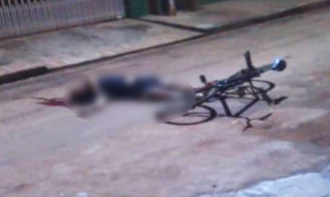 Homem é assassinado com vários tiros em via pública