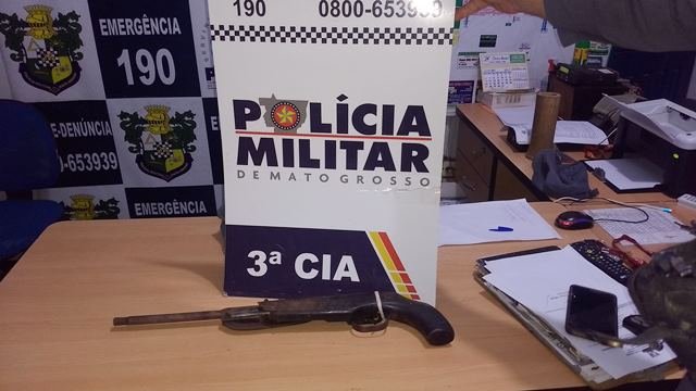 COLÍDER: Sociedade ajuda policia entregando arma. (Fotos)