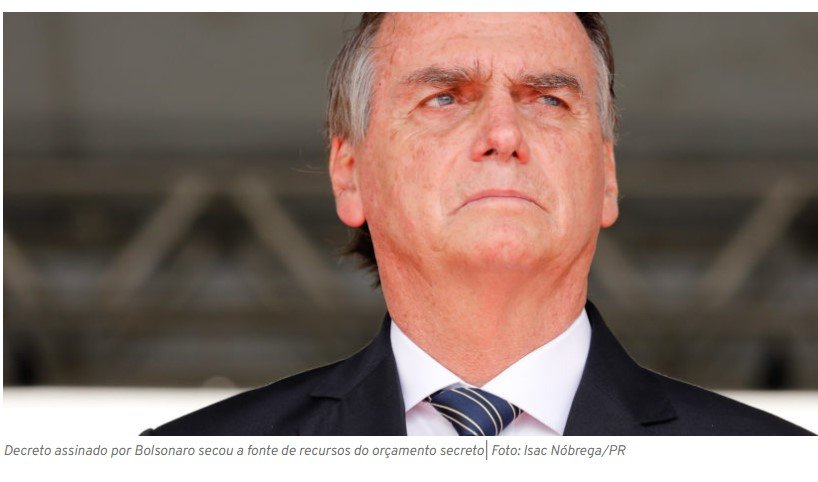 Bolsonaro assina decreto que suspende pagamento de emendas do orçamento secreto.