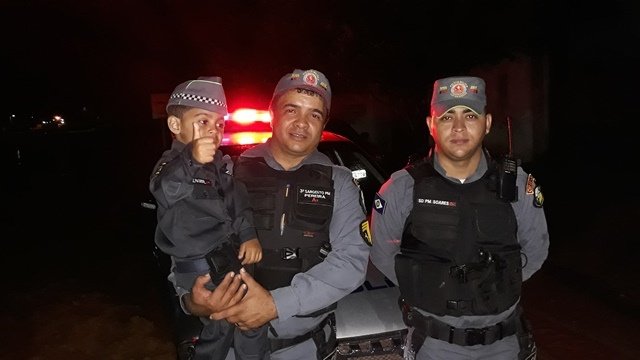 PM de Colíder faz surpresa para garotinho em seu aniversario realizando seu sonho. (Fotos)