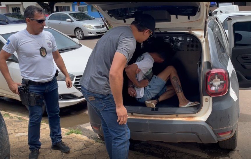 PJC prende jovem de 27 anos em Colíder por mandado de prisão.