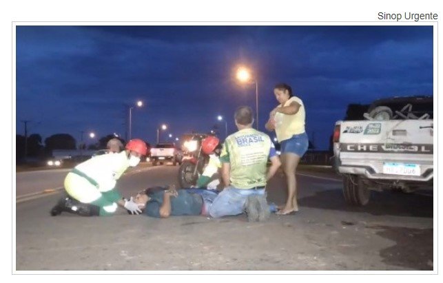 Motociclista quebra as duas pernas em acidente na BR-163