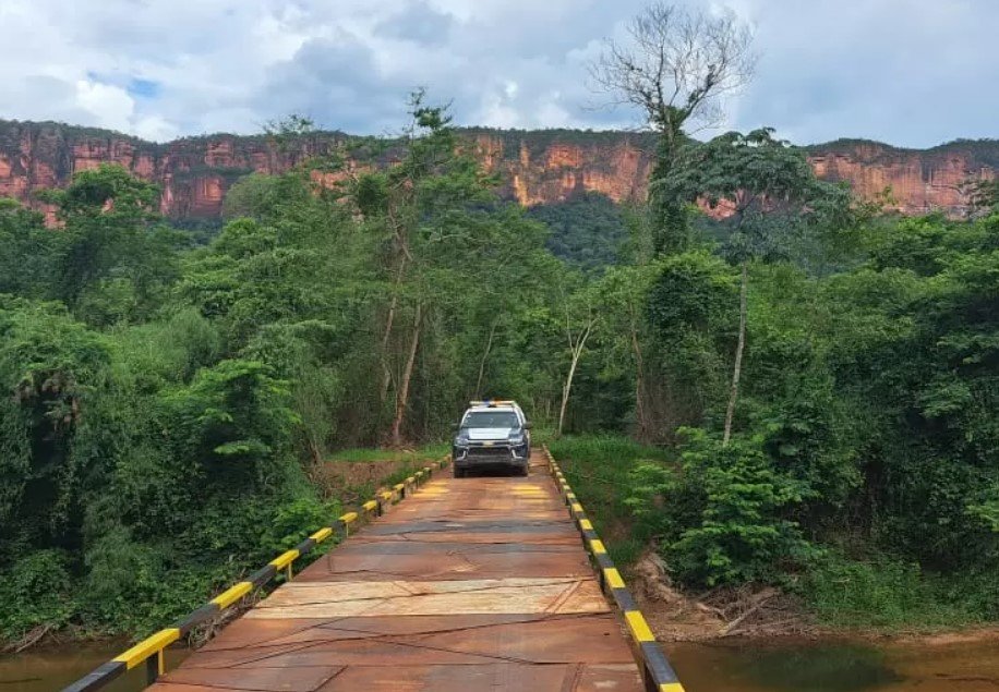 PM recebe denúncia de invasão de terra durante patrulhamento rural