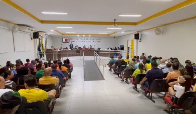 Vereadores de Colíder rejeitam o aumento de 60% no IPTU municipal. (Vídeo)