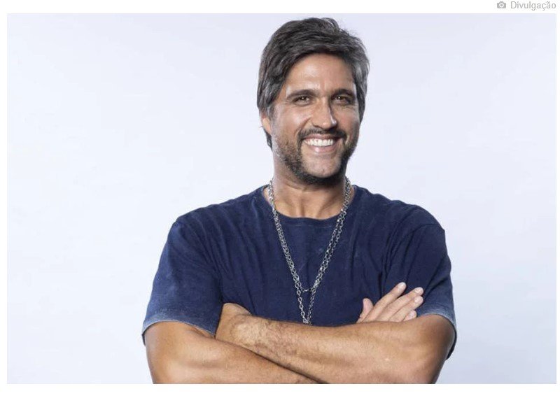 Leo Chaves volta à música e assina contrato com escritório