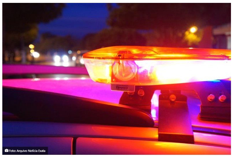 Casal é acordado na madrugada com tiros disparados contra residência