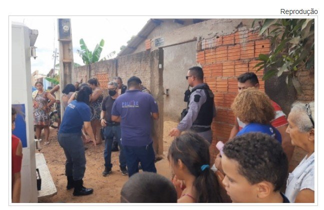 Jovem que esfaqueou padrasto afirma que agiu em defesa da mãe em depoimento à polícia