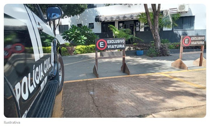 PM prende marido que bateu em mulher após ver troca de mensagens com ex-marido