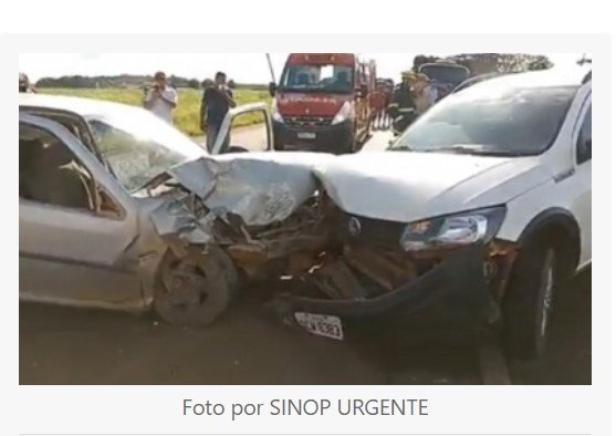 Carros batem de frente na MT-140 deixa três pessoas feridas