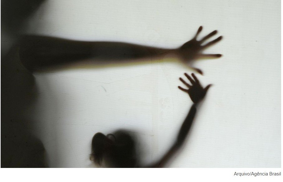 Homem é preso suspeito de estuprar a prima da namorada, de 10 anos, em MT