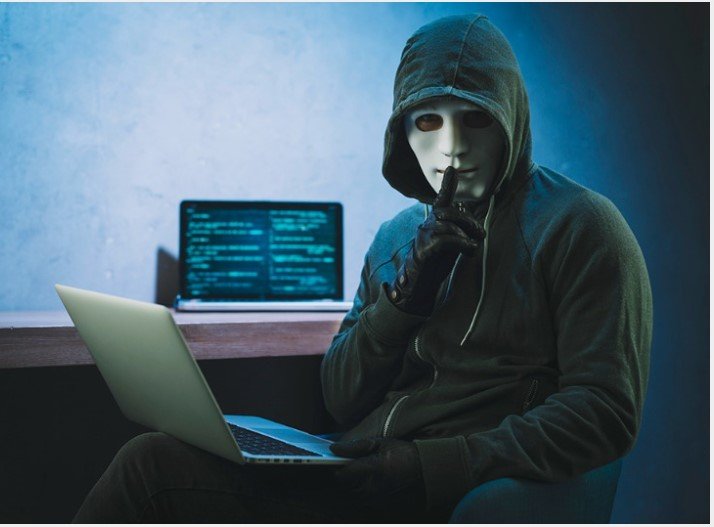 Homem cai em golpe na internet e perde R$ 170 mil na falsa venda de casa