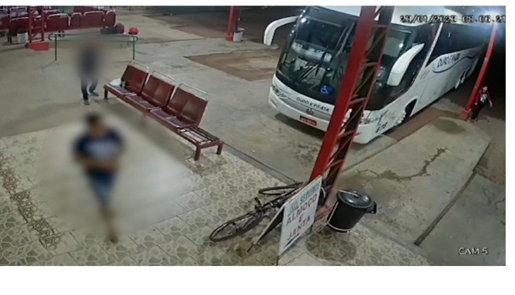 PM prende jovem de 20 anos por furto a guichê na rodoviária municipal de Guarantã do Norte.