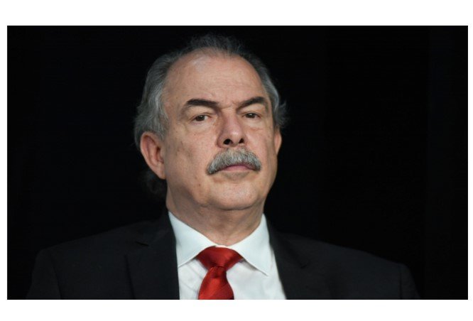 Por unanimidade, Conselho do BNDES aprova Mercadante como novo presidente