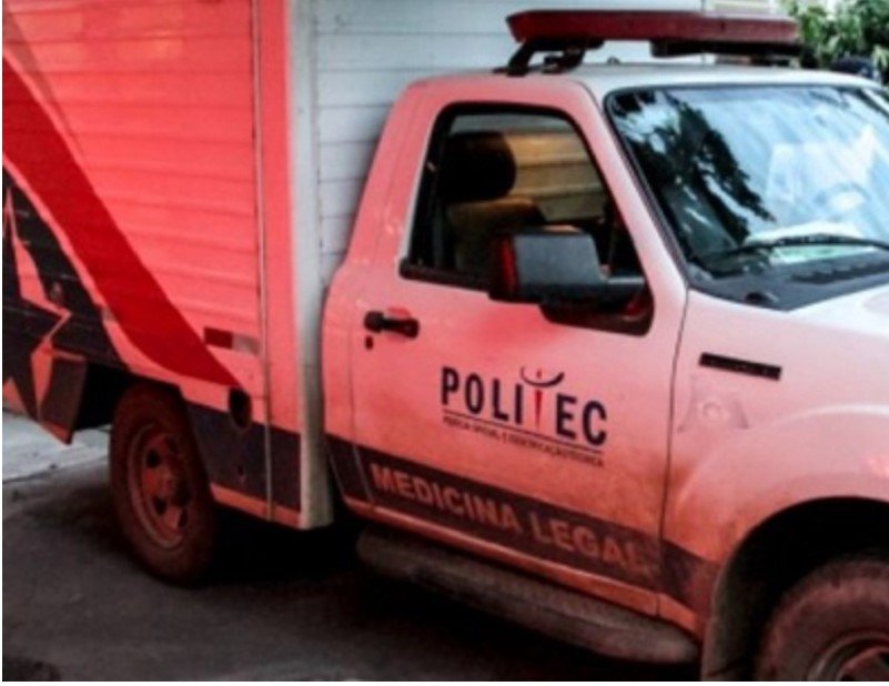 Homem é morto a pauladas e corpo é encontrado em praça em MT