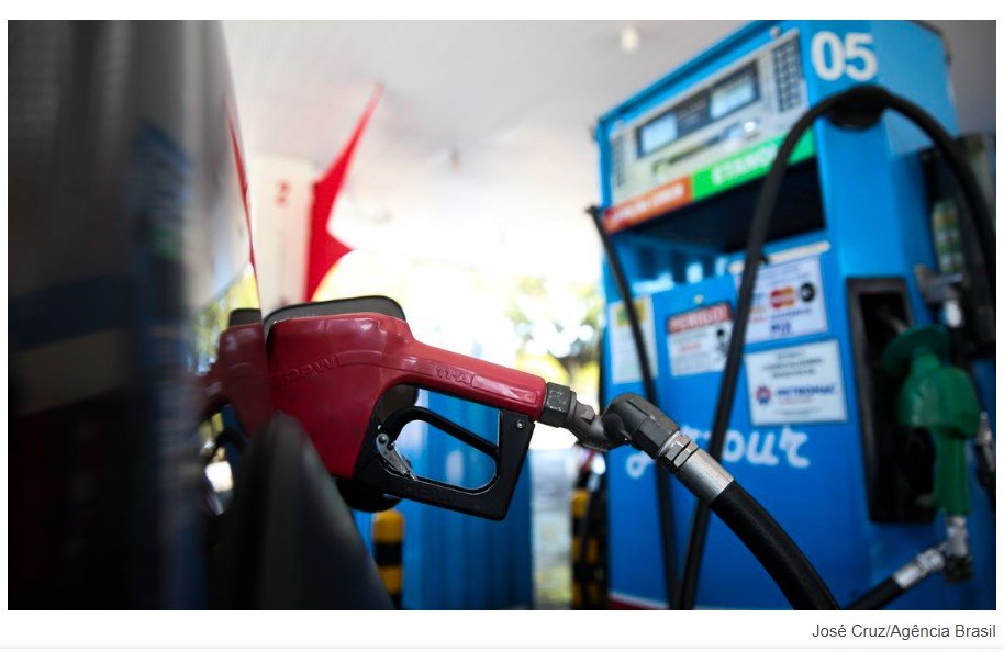 Governo tem semana decisiva para definir volta de imposto da gasolina