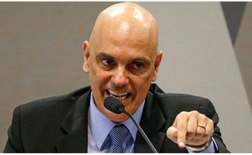 Militares serão julgados pelo STF, decide Moraes