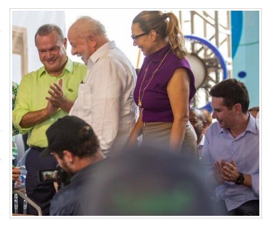 Petistas não perdoam e xingam Fagundes em evento com Lula