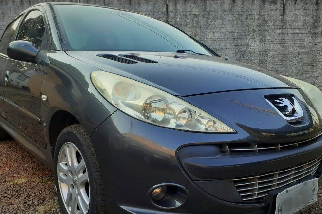 Ladrão em Colíder rouba carro de mulher em plena luz do dia!