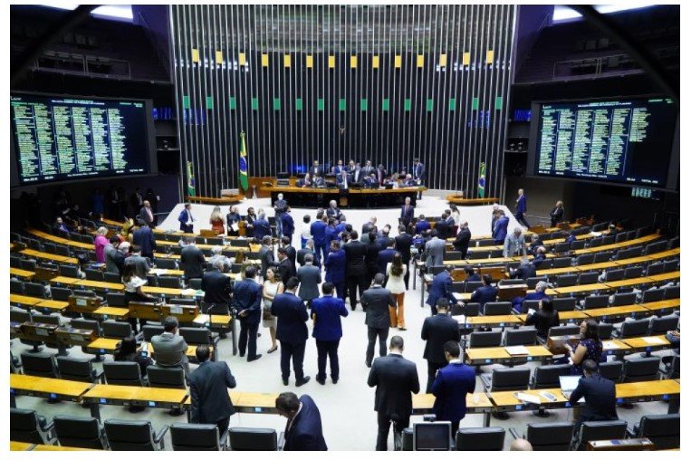 Câmara pode votar nesta semana projeto de combate ao assédio sexual nas escolas
