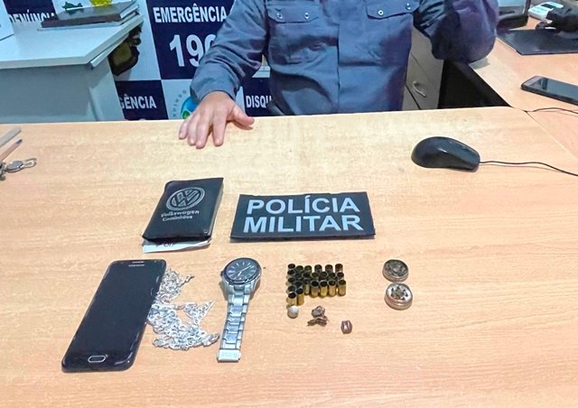 Meliantes em Colíder atiram contra vítima e acerta sete tiros em sua caminhonete, PM prendeu dois suspeitos.