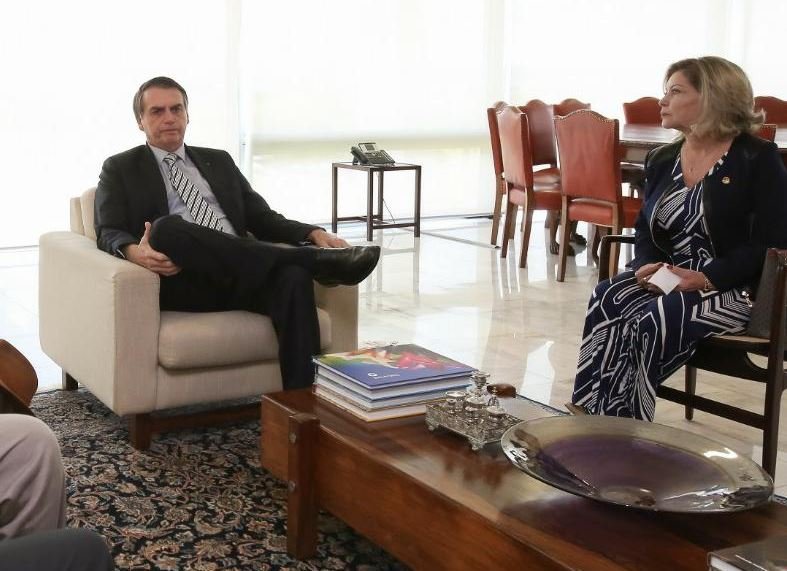 Senadora Selma se reúne com Jair Bolsonaro e ônix Lorenzoni