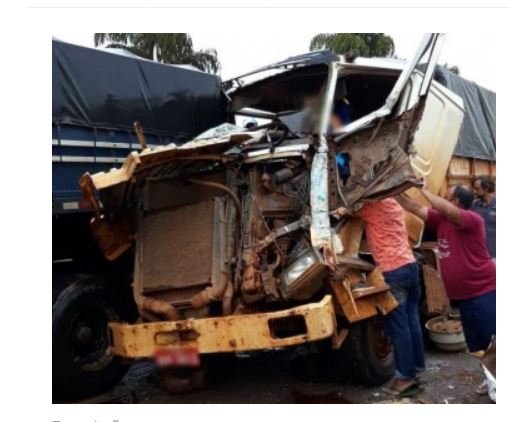 Três caminhões se envolvem em acidente na BR 163 em Lucas do Rio Verde