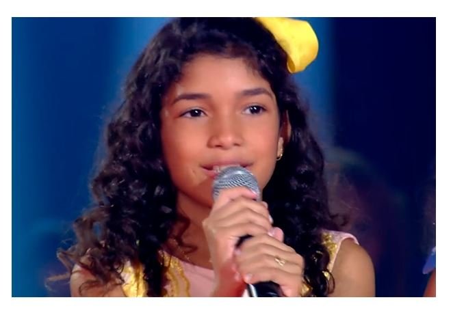 Representante de MT, Beatriz Freitas avança mais uma fase do The Voice Kids