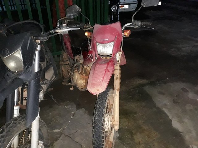 PM de Colíder recupera moto roubada hoje de manhã. (Fotos)