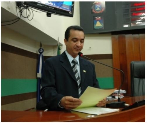 CARTEIRADA PMs acusam vereador de ameaças após cometer infração de trânsito em Cuiabá