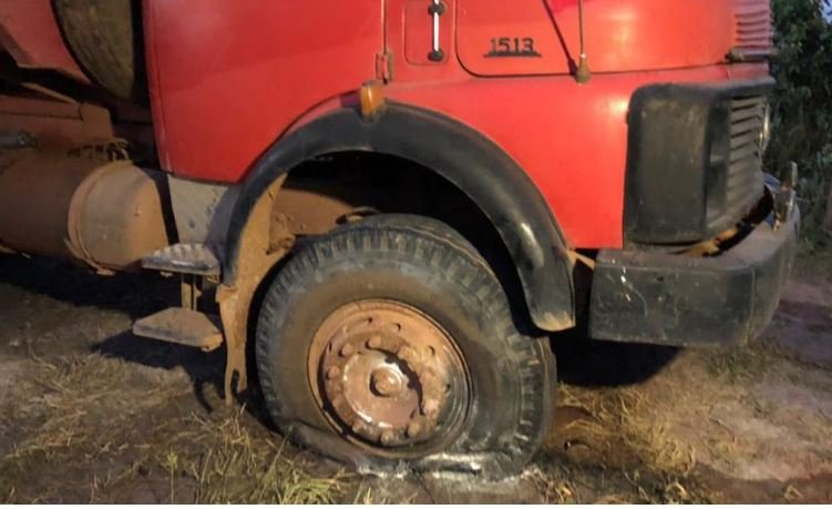 Homem morre eletrocutado após caçamba de caminhão tocar fios de energia em Sinop