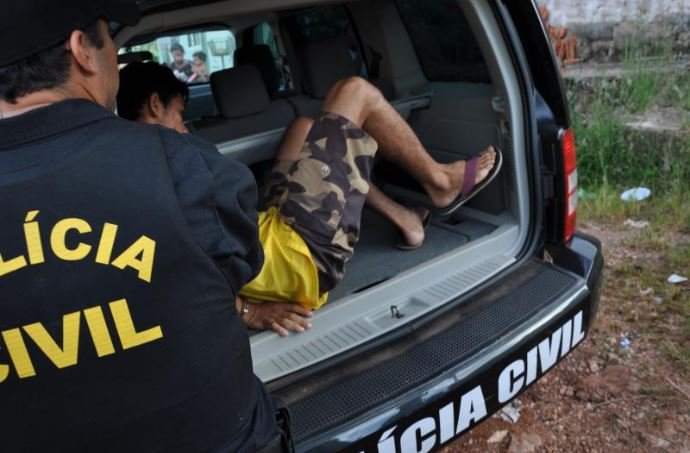Suspeitos de 'pistolagem' são presos no nortão; PC investiga envolvimento em ataque contra jornalista