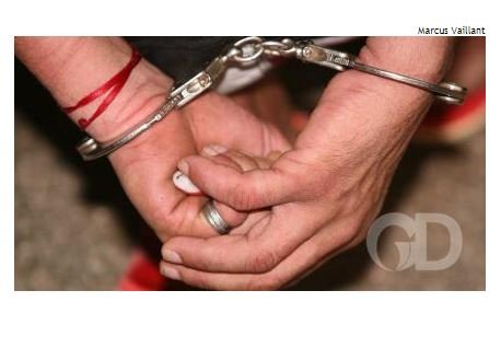 Preso em flagrante homem que degolou esposa