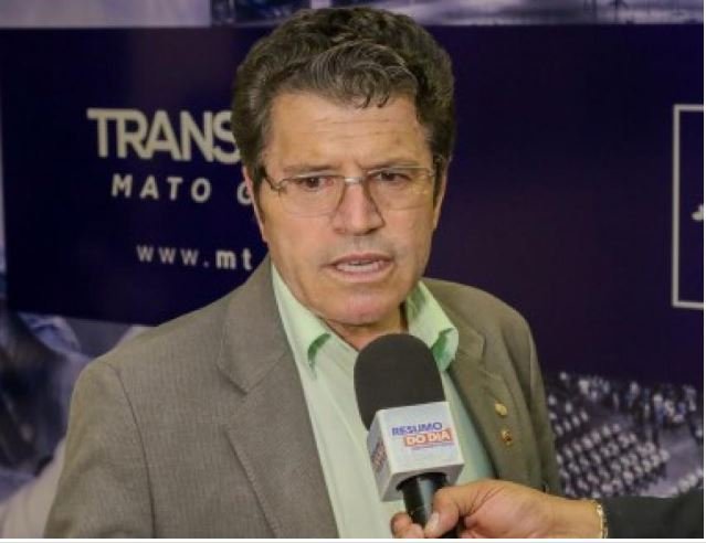 Justiça condena ex-deputado a pagar R$ 100 mil por homofobia