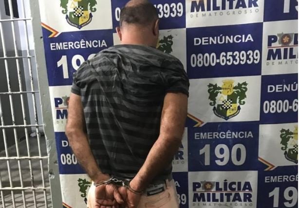 Filho é preso ao agredir e enforcar idosa de 73 anos durante o jantar