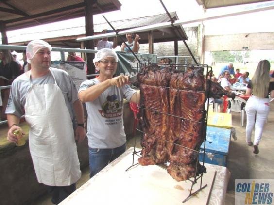 13ª festa do Porco do Rotary de Colíder foi um sucesso total. (Fotos)