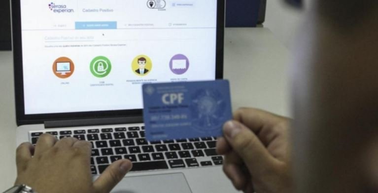 Bolsonaro sanciona lei do novo Cadastro Positivo