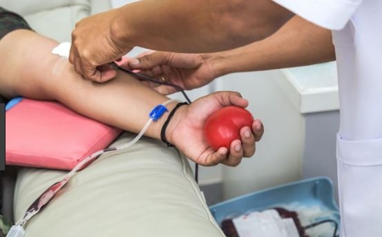 URGENTE: Rapaz de Colíder precisa de doadores de sangue A-.