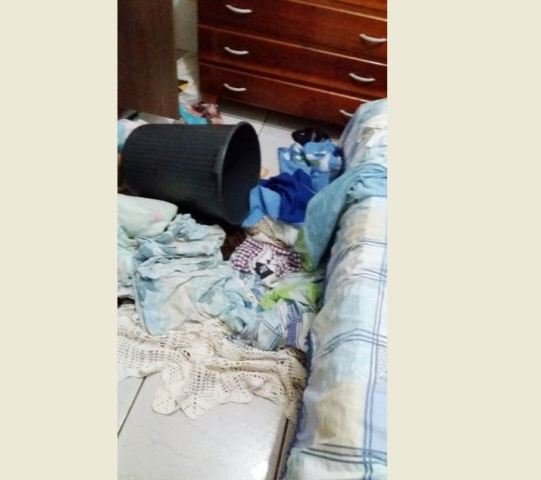 Bandidos em Colíder esperam homem sair de casa para assaltar sua familia. (Fotos)