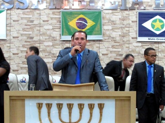 Igreja Assembléia de Deus de Colíder esta realizando o seu 3º Congresso de Missões. (Vídeo)