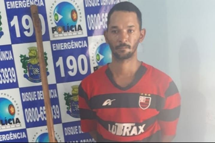 Mulher morre após ser espancada e golpeada com enxada por marido