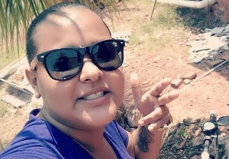 Jovem é preso e adolescente é apreendido suspeitos de matar mulher em Peixoto