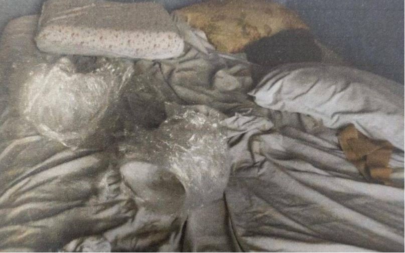 Pai mata filha com plástico e meia na boca por causa de religião