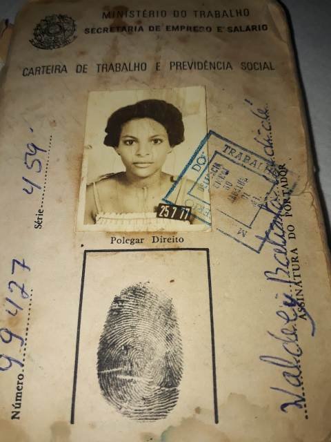 Mato-grossense bate recorde por ser a mais jovem com carteira assinada.(Fotos)