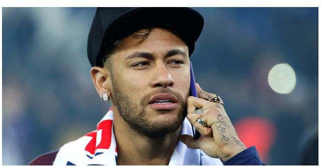Neymar sem moral: Depois de virar meme mundial, craque perde espaço até no PSG