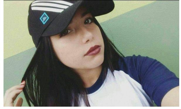 Cantora mirim do programa Raul Gil comete suicídio