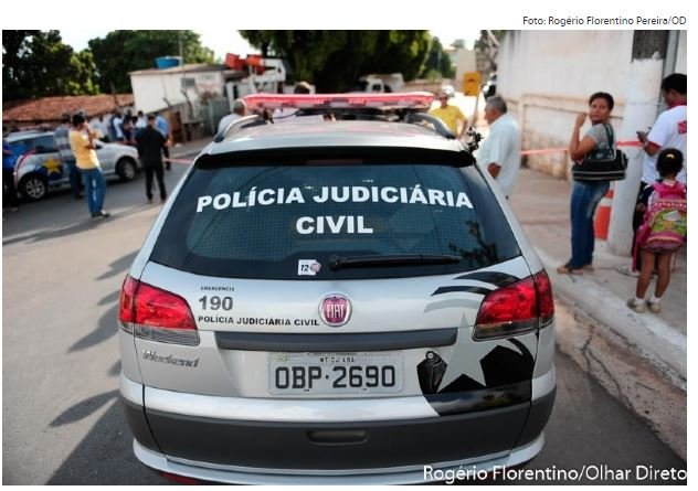 Homem invade casa e mata atual namorado da ex com 15 golpes de faca