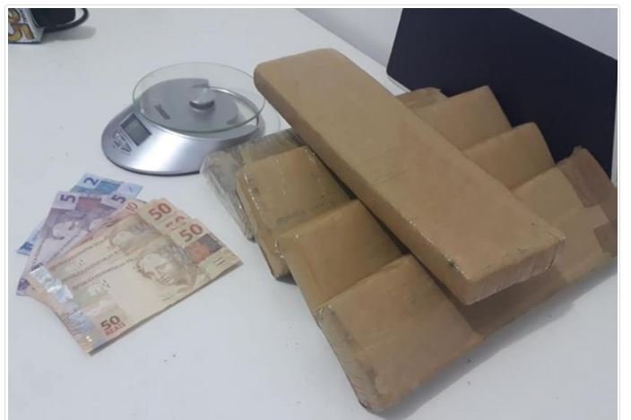 Operação Integrada prende dois homens transportando 05kg de drogas em Peixoto de Azevedo
